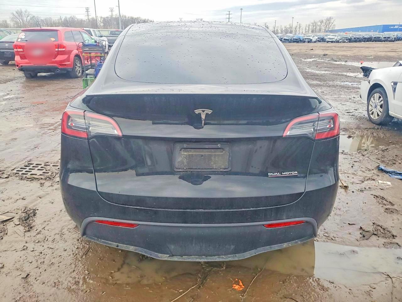 2022 Tesla Model Y - Фото 6