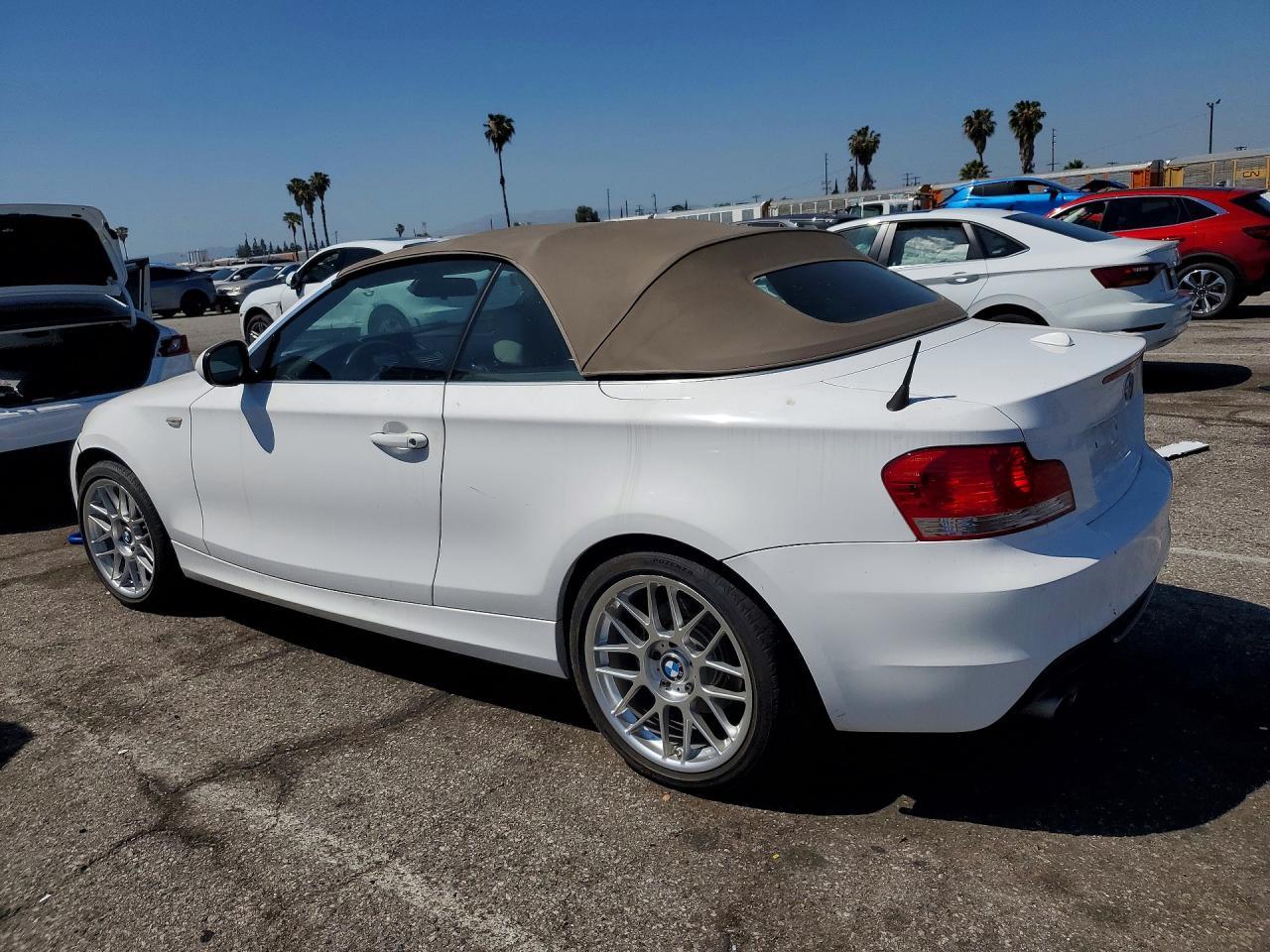2011 BMW 128 I - Фото 2