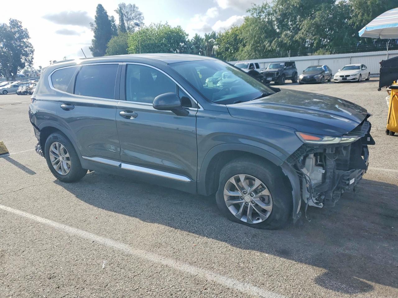 2020 Hyundai Santa Fe Se - Фото 4