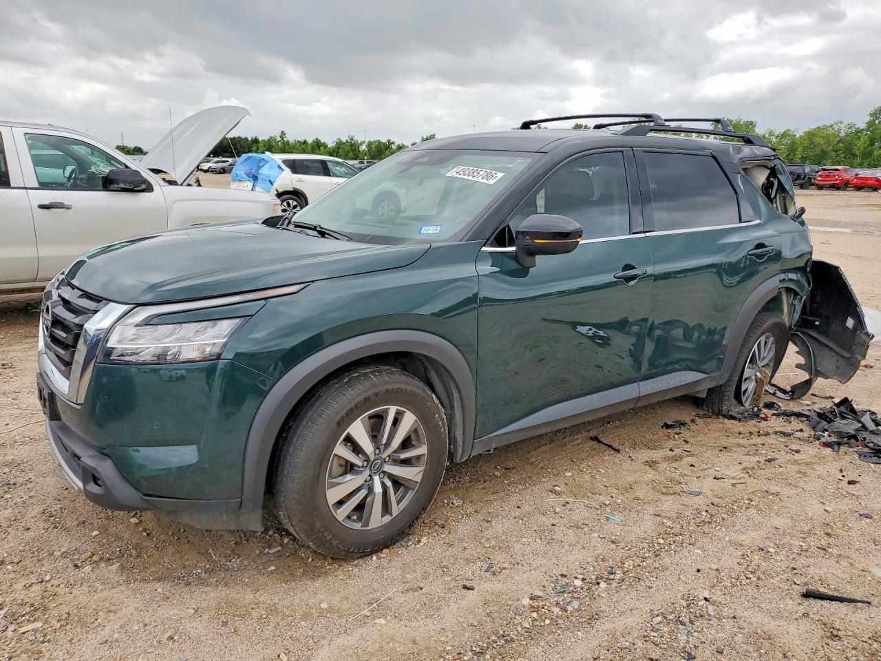 2023 Nissan Pathfinder Sl
