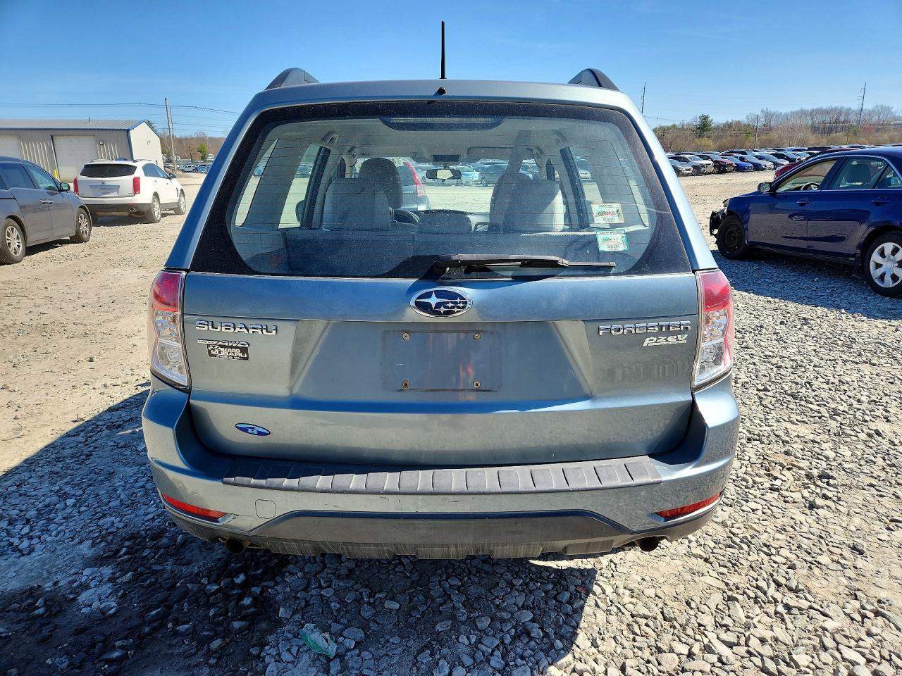 2011 Subaru Forester 2.5X - Фото 6