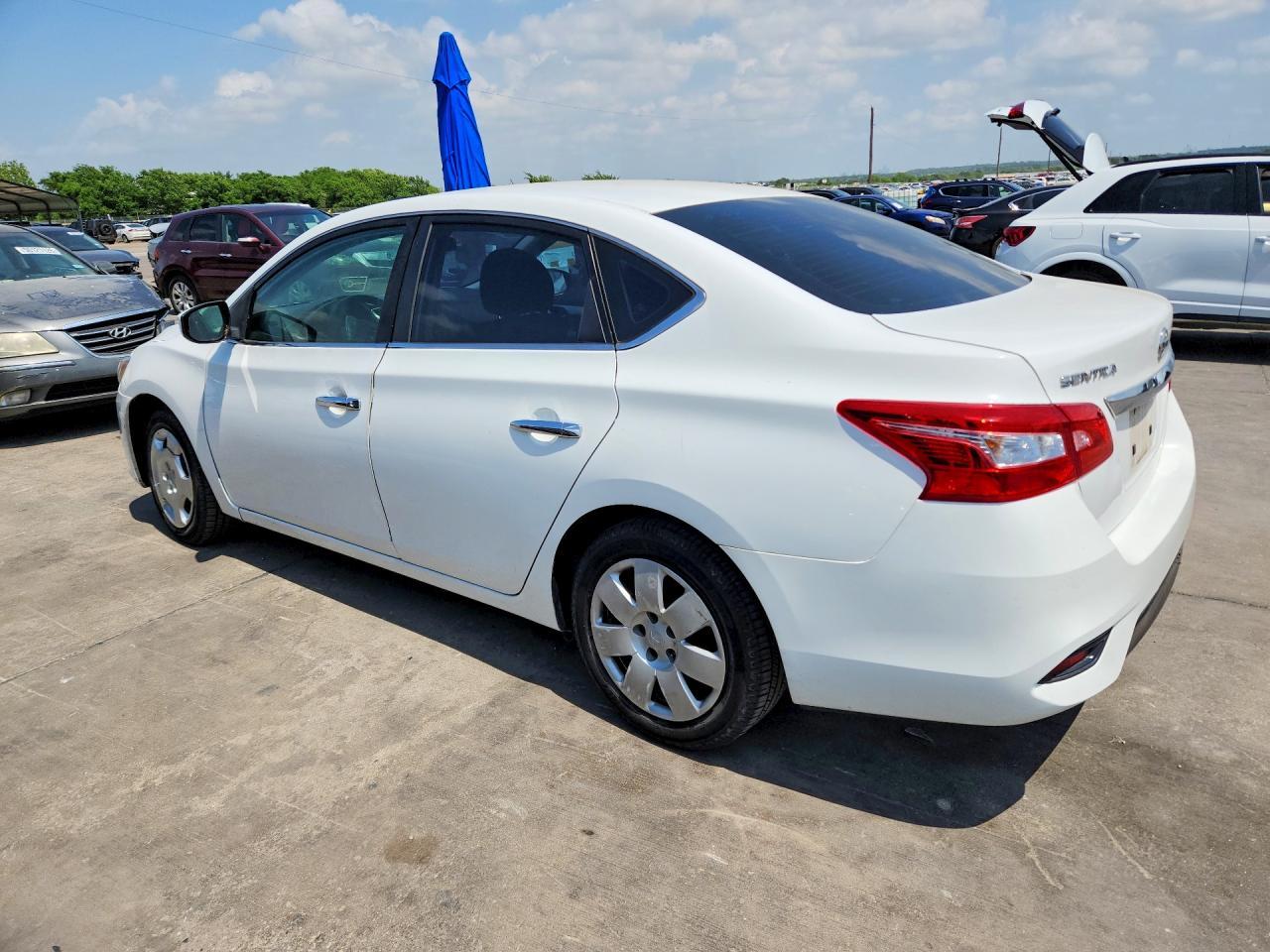 2017 Nissan Sentra S - Фото 2
