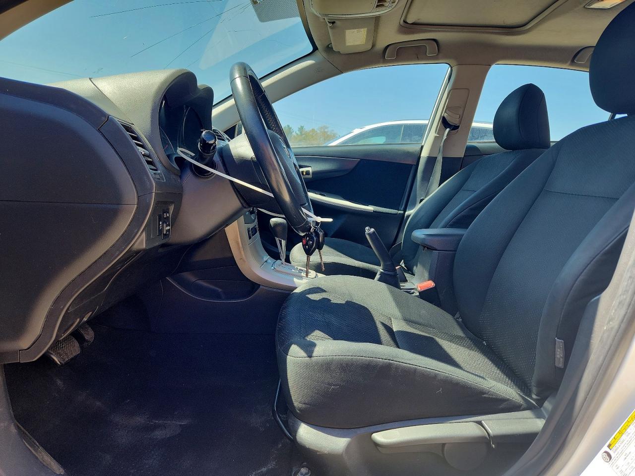 2010 Toyota Corolla S - Image 7