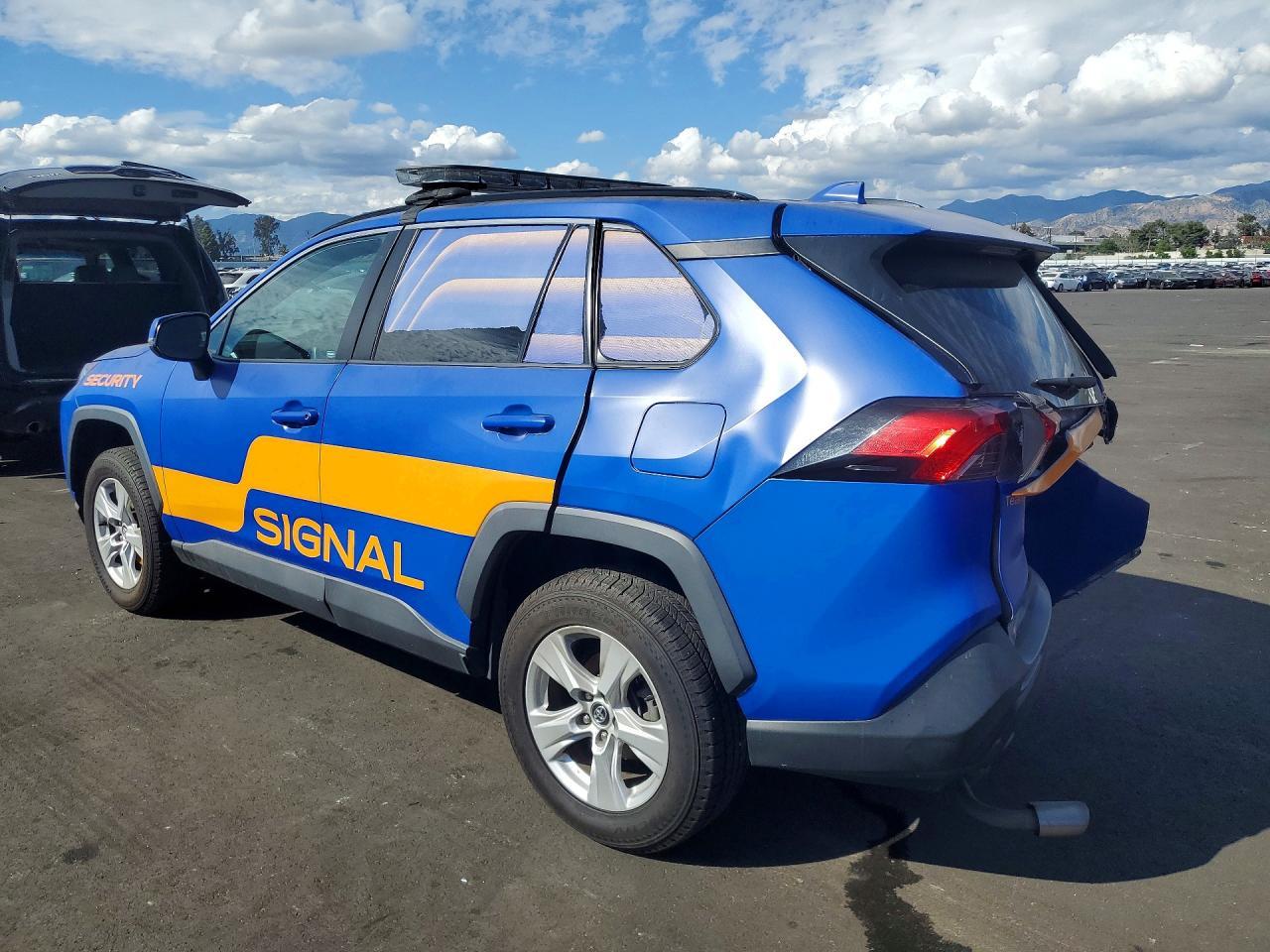 2021 Toyota Rav 4 - Фото 2