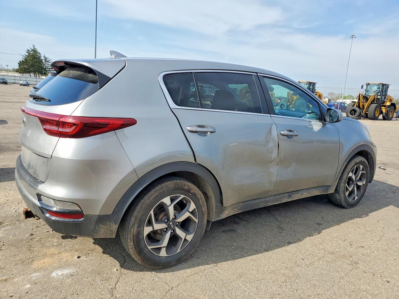 2020 Kia Sportage Lx - Image 3