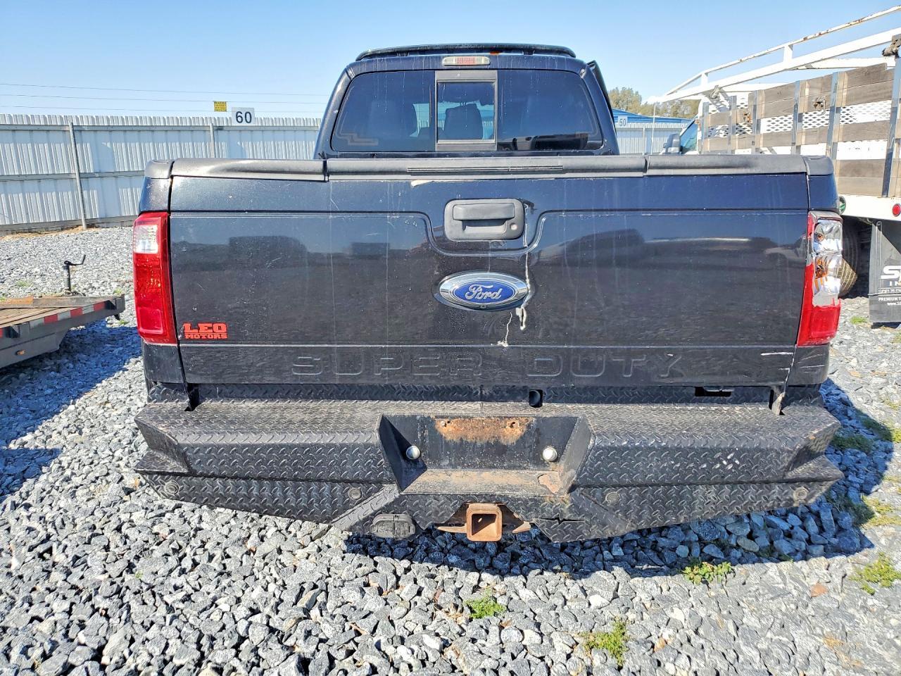2015 Ford F350 Super Duty - Фото 6