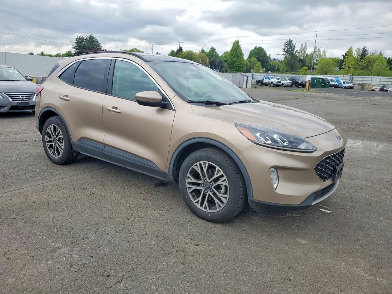 2020 Ford Escape Sel - Image 4