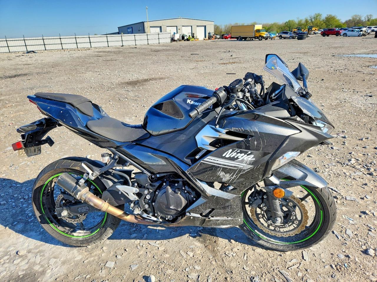 2022 Kawasaki Ex400