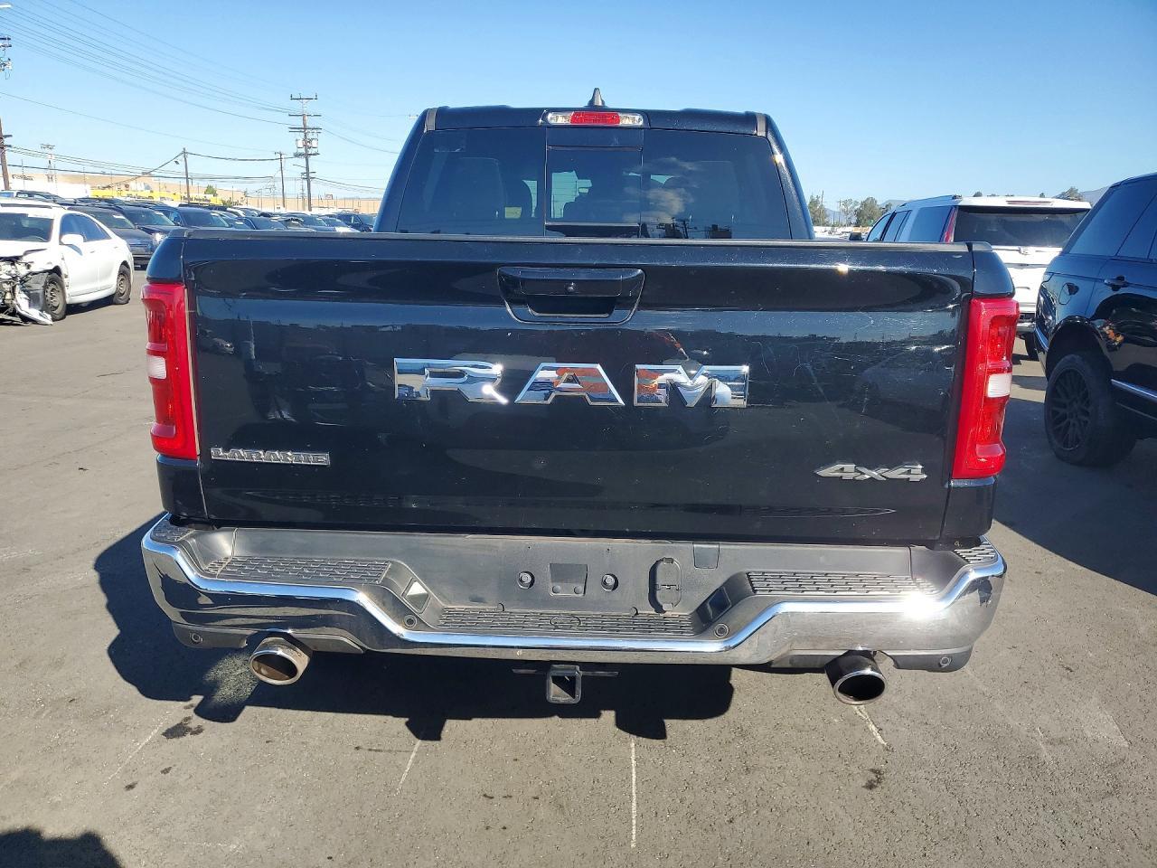 2025 Ram 1500 Laramie - Фото 6