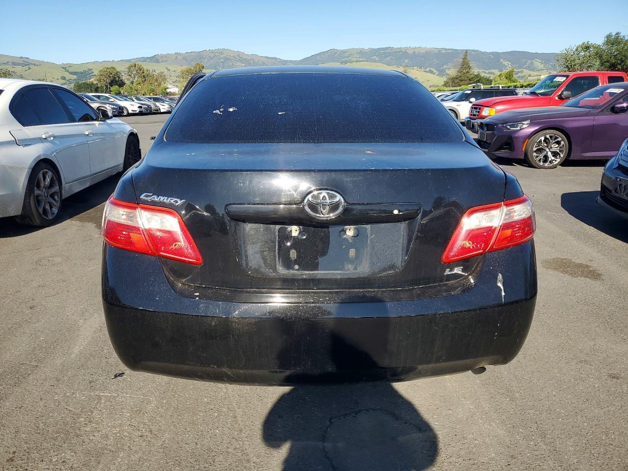 2009 Toyota Camry Le - Image 6