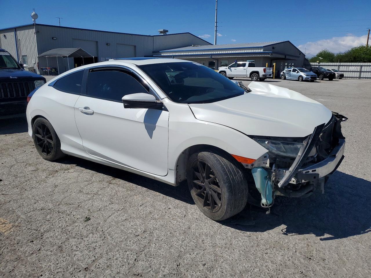 2019 Honda Civic Ex - Image 4