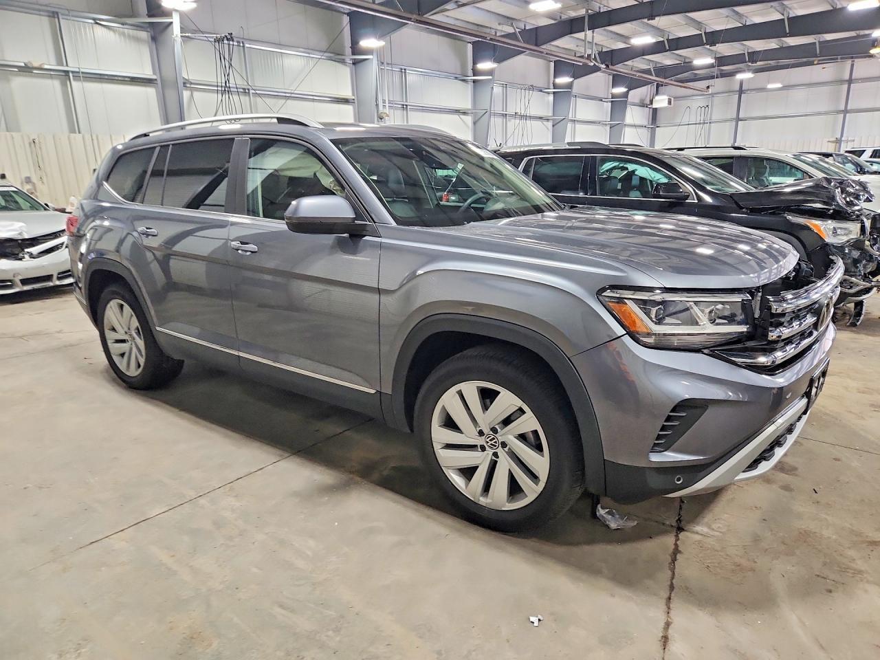 2021 Volkswagen Atlas Sel - Фото 4