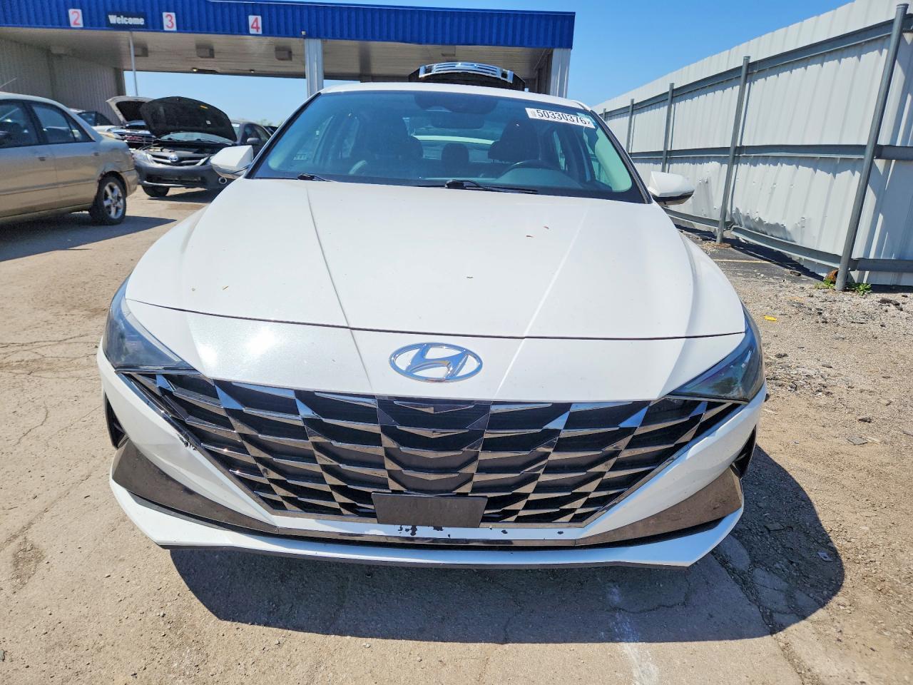 2023 Hyundai Elantra Limited - Фото 5