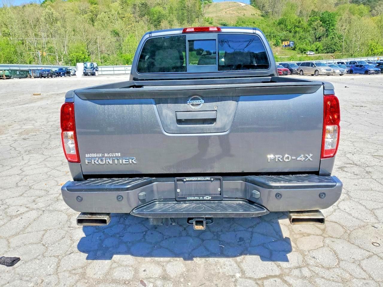 2016 Nissan Frontier Pro-4X - Фото 6