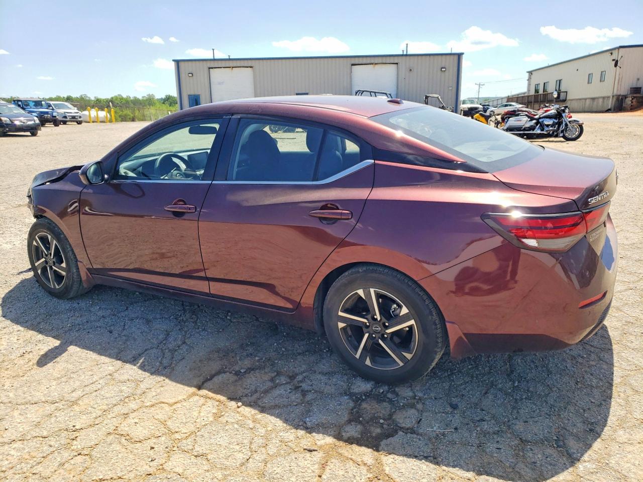 2025 Nissan Sentra Sv - Фото 2