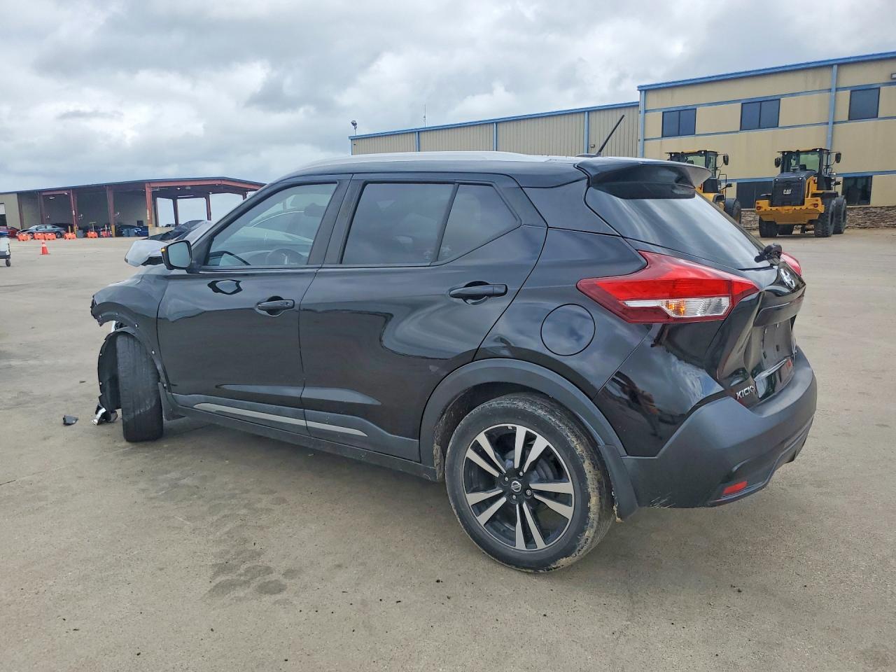 2019 Nissan Kicks Sr - Фото 2