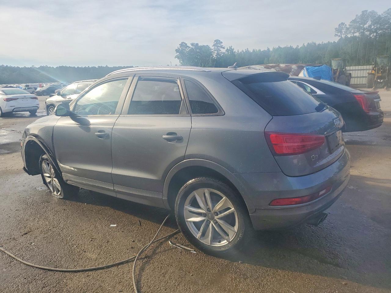 2017 Audi Q3 Premium - Image 2