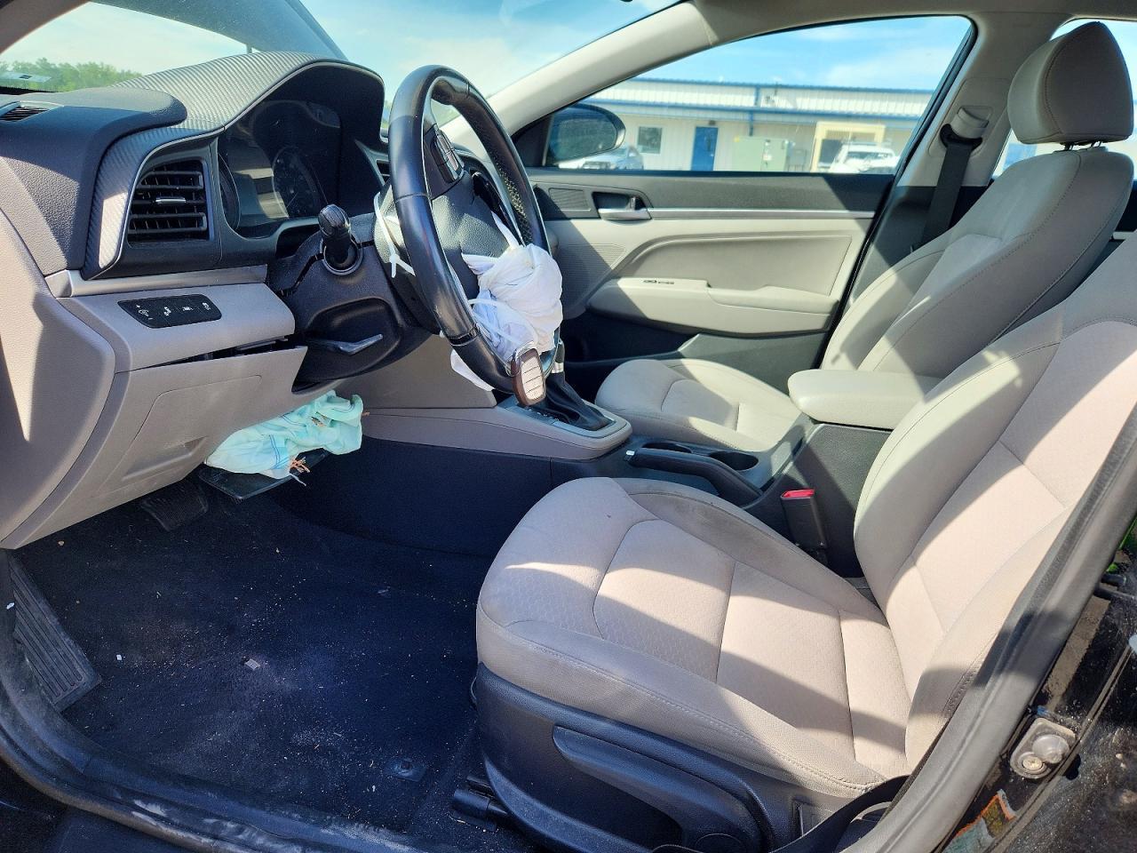 2020 Hyundai Elantra Value Edition - Image 7