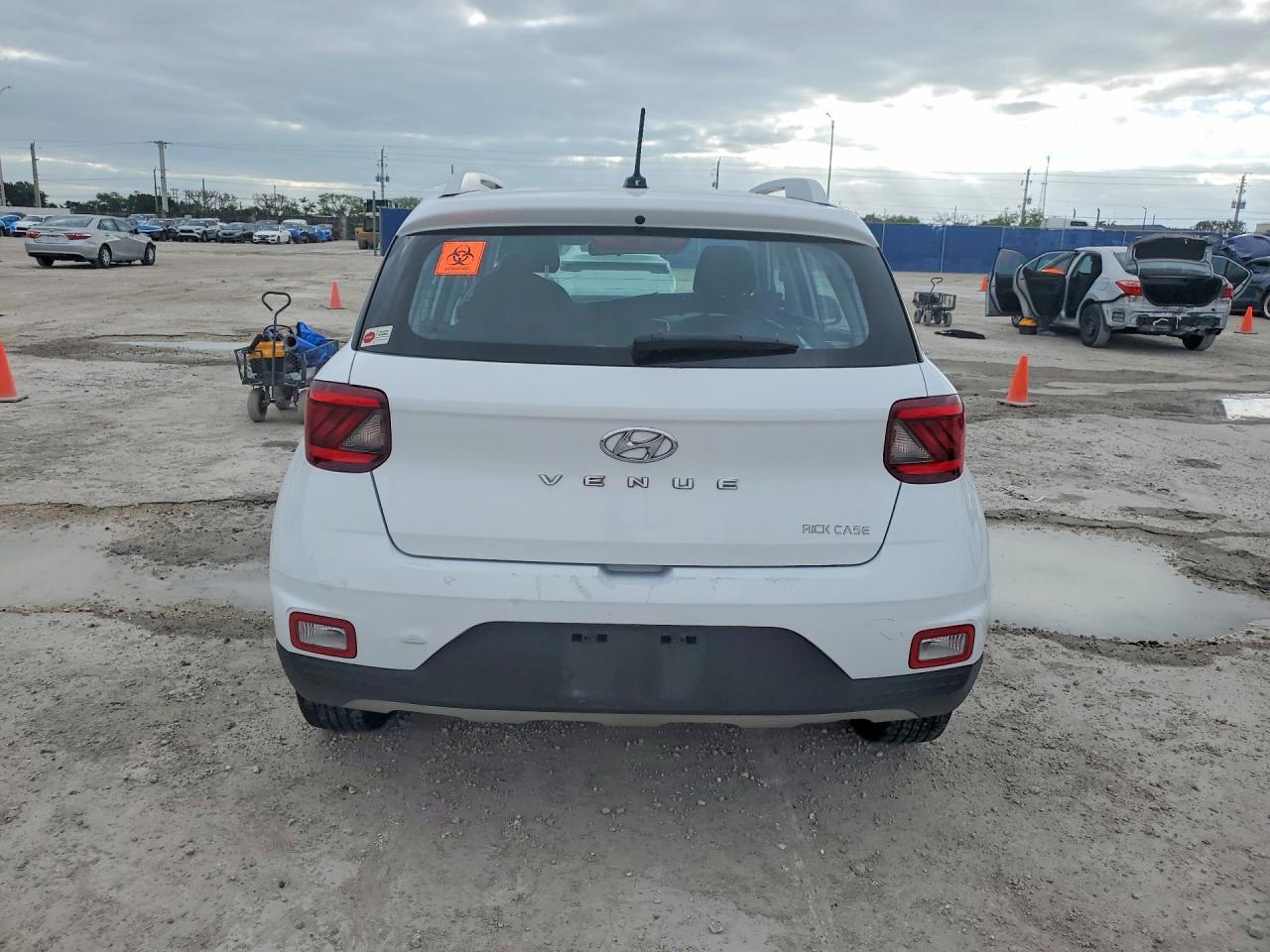 2023 Hyundai Venue Sel - Фото 6