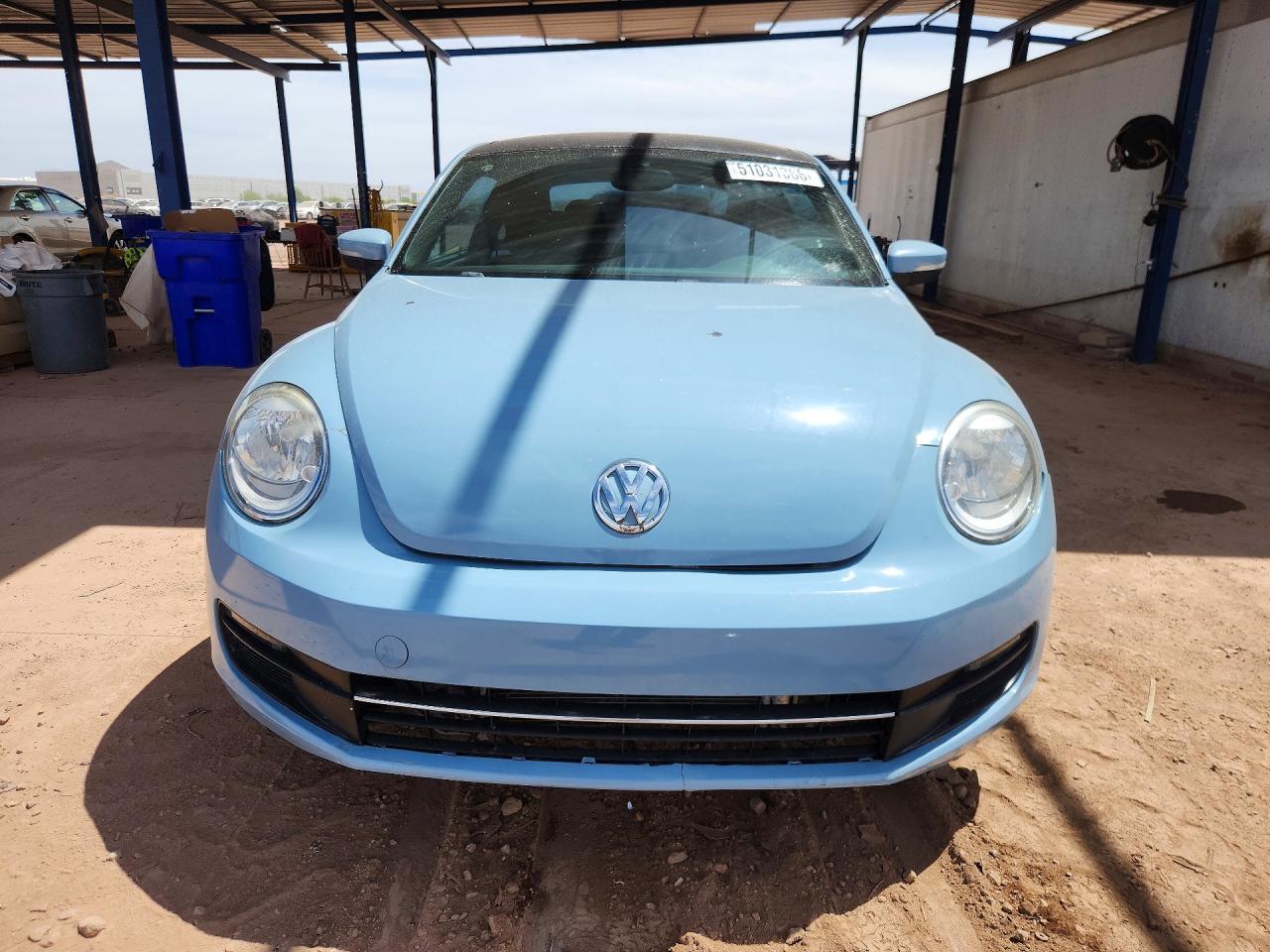 2012 Volkswagen Beetle - Фото 5