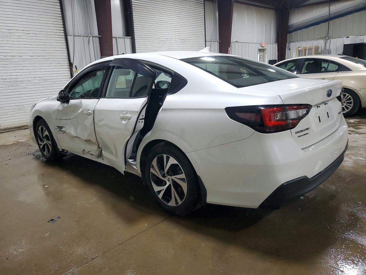 2025 Subaru Legacy Premium - Фото 2