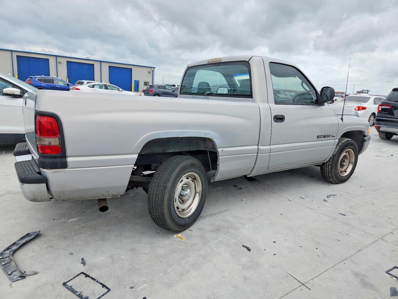 1998 Dodge Ram 1500 - Image 3