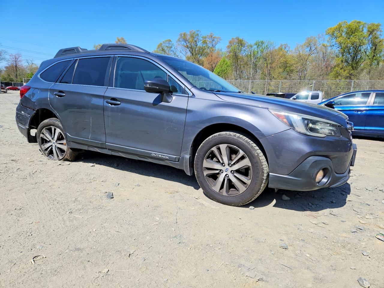 2018 Subaru Outback 2.5I Limited - Image 4