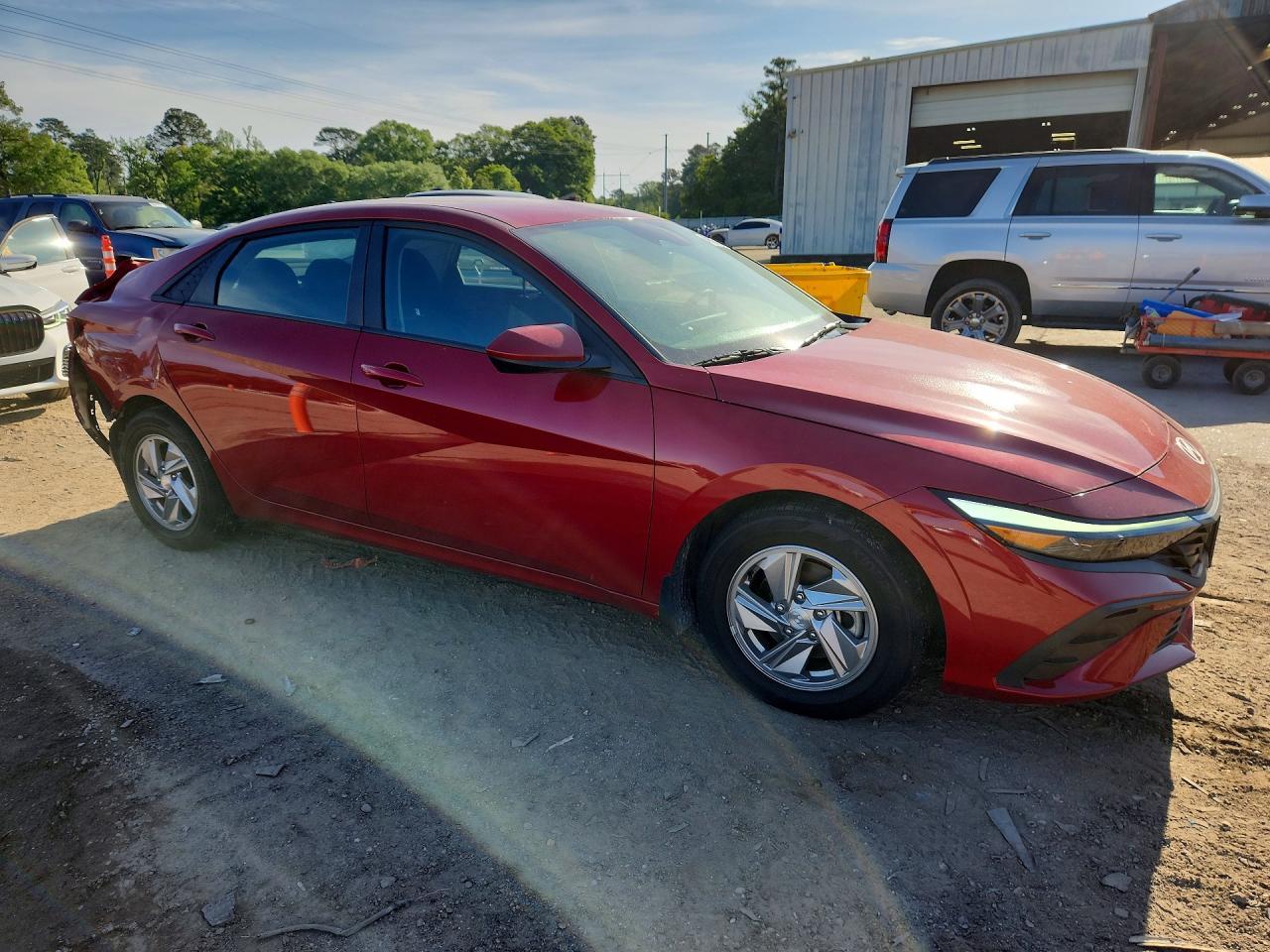 2025 Hyundai Elantra Se - Image 4