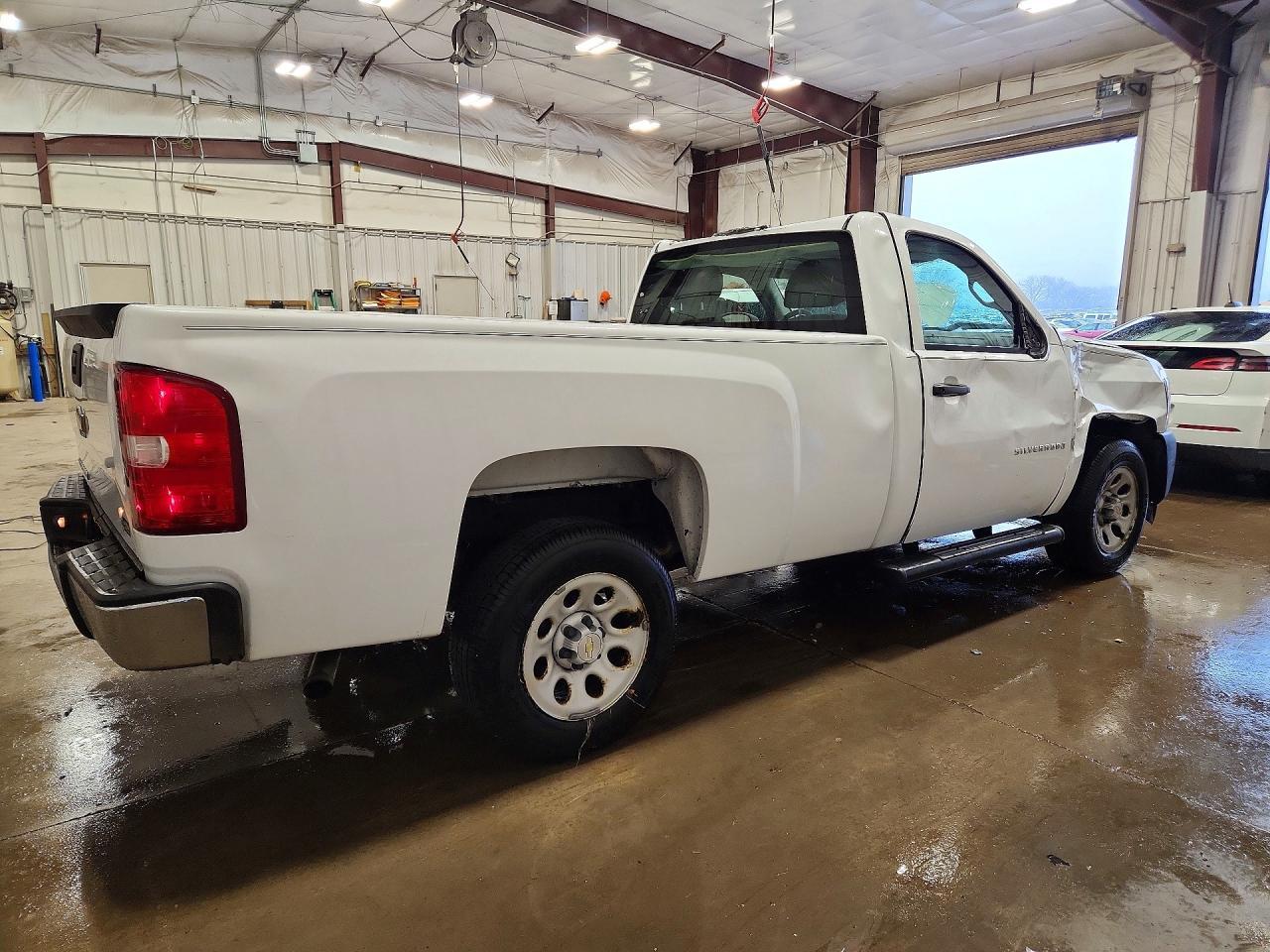 2009 Chevrolet Silverado C1500 - Фото 3