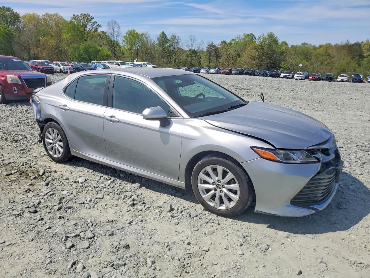2019 Toyota Camry Le - Image 7