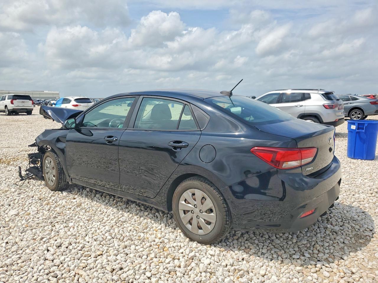 2019 Kia Rio S - Image 2