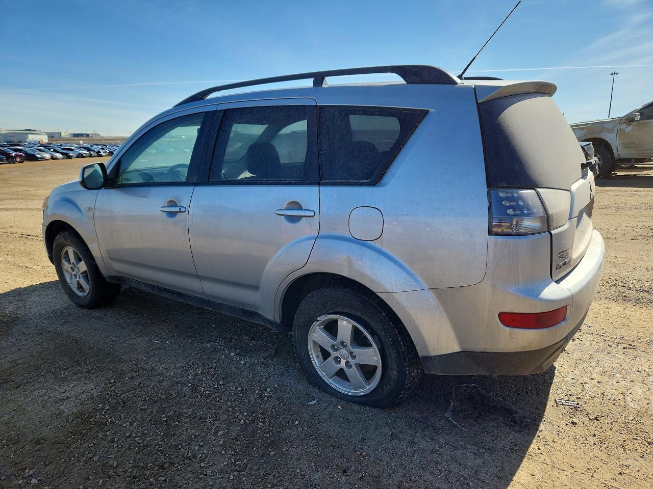 2008 Mitsubishi Outlander Es - Фото 2