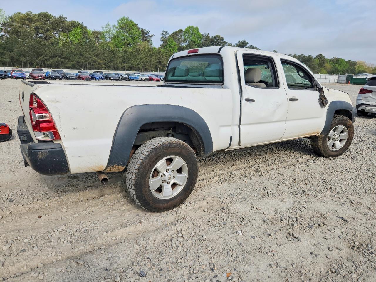 2007 Toyota Tacoma Prerunner V6 - Image 3