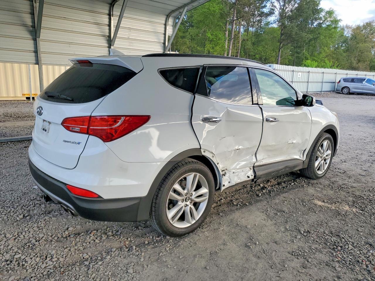 2013 Hyundai Santa Fe Sport 2.0T - Image 3
