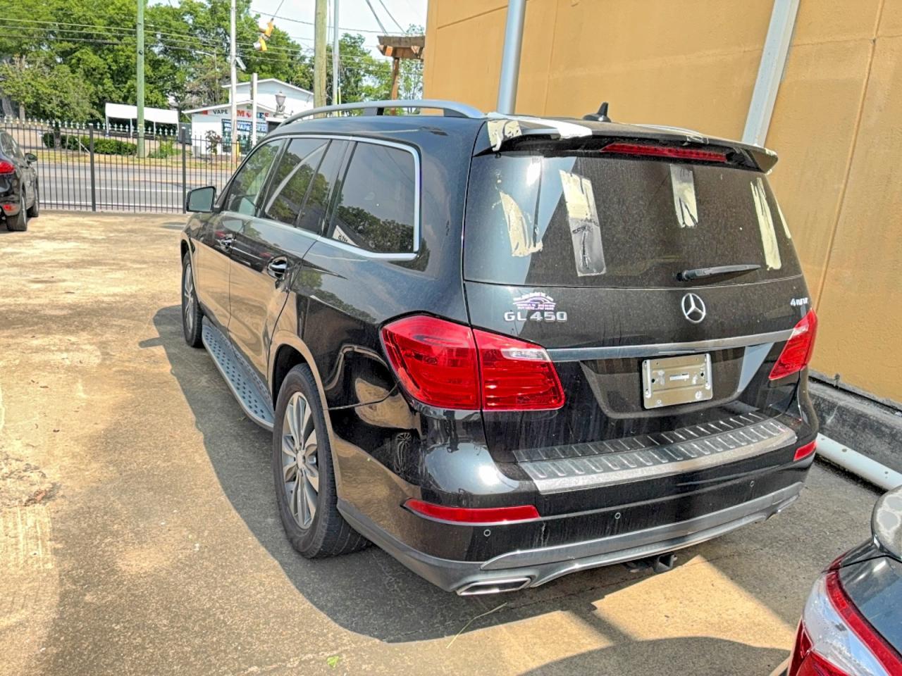 2014 Mercedes-Benz Gl 450 4Matic - Image 3