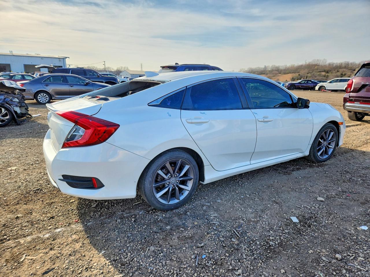 2019 Honda Civic Ex - Image 3