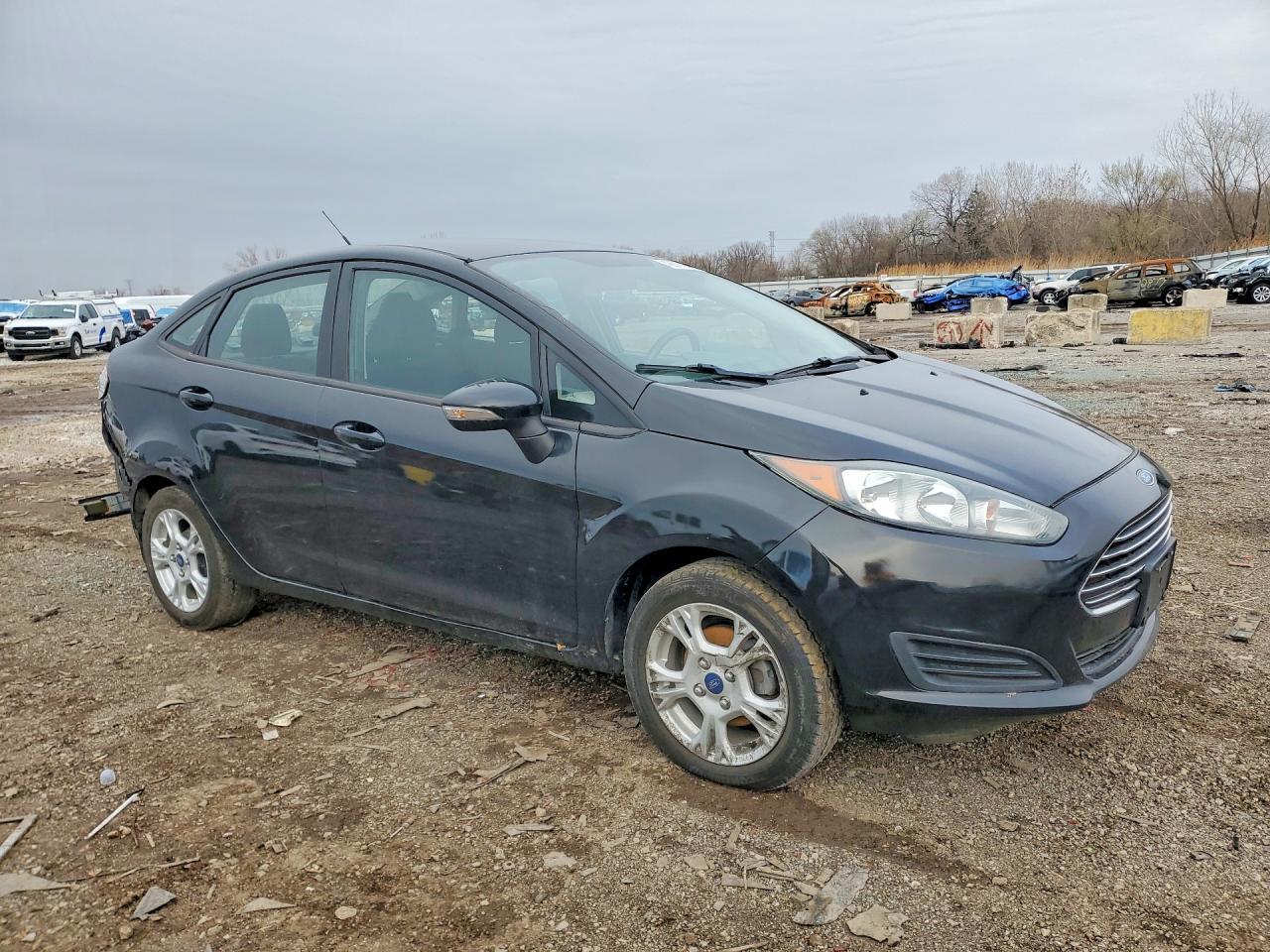 2014 Ford Fiesta Se - Image 4