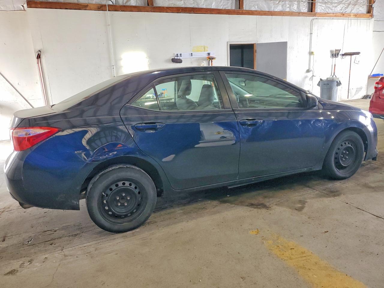 2017 Toyota Corolla Le - Фото 3