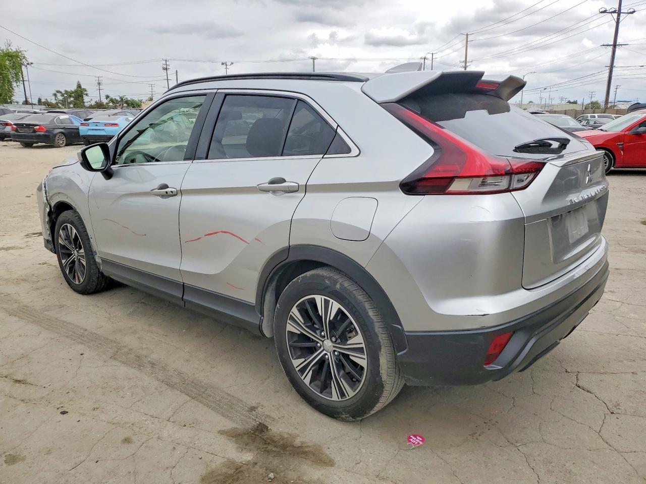 2022 Mitsubishi Eclipse Cross Se - Image 2
