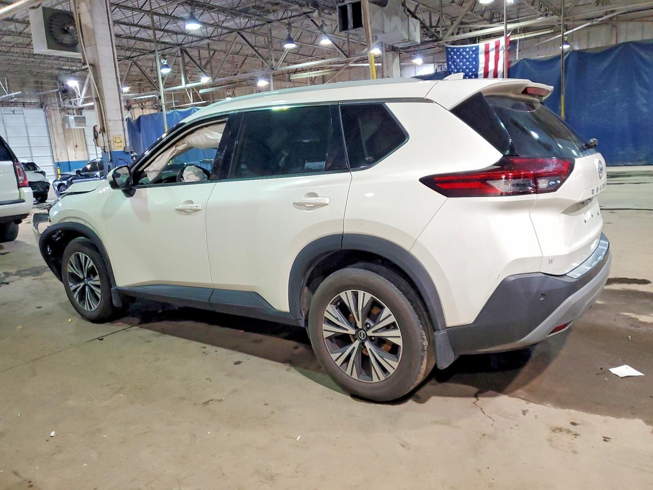2021 Nissan Rogue Sv - Фото 2