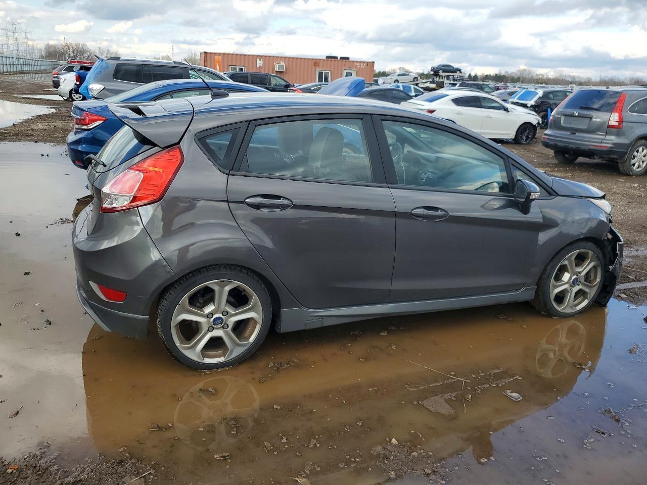 2017 Ford Fiesta St - Фото 3