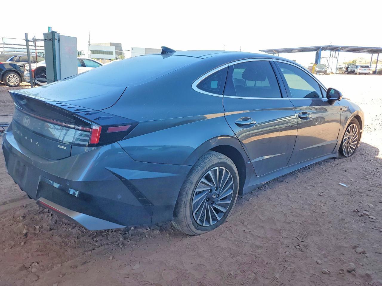 2025 Hyundai Sonata Hybrid Limited - Фото 3
