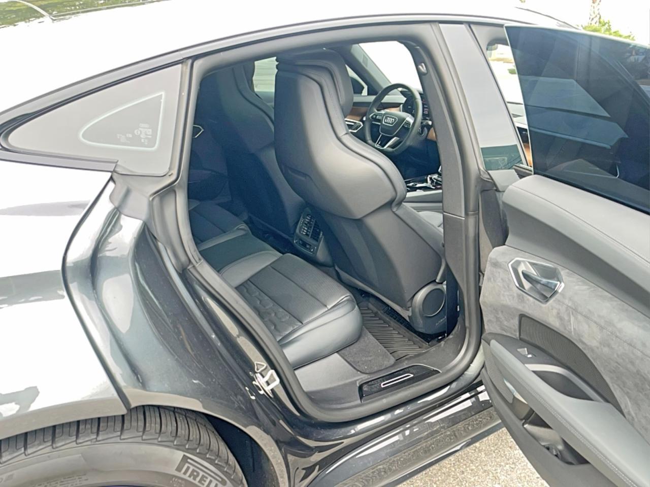 2024 Audi E-Tron Gt Premium Plus - Фото 6