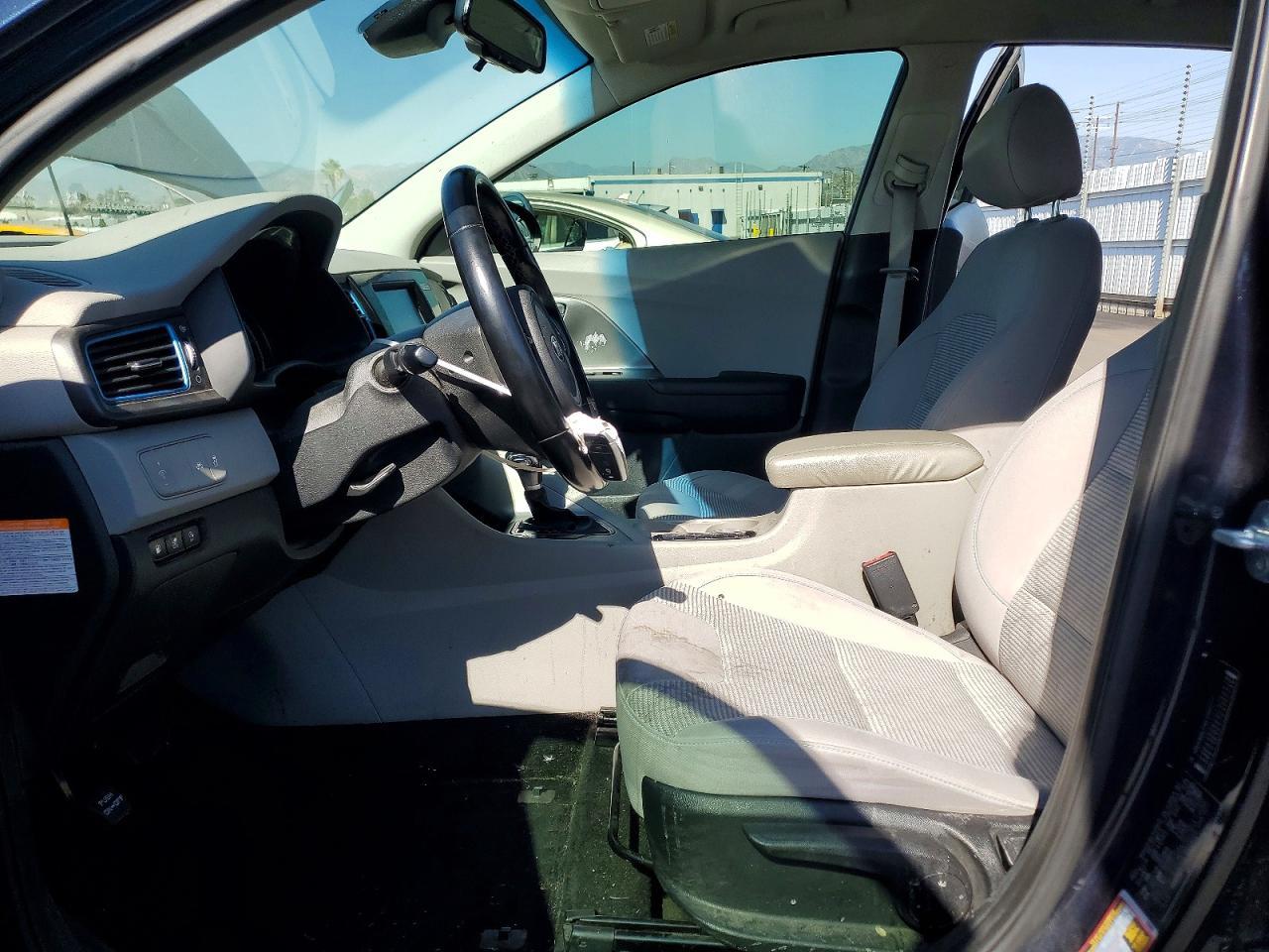 2019 Kia Niro Plug-In Hybrid Lx - Image 7