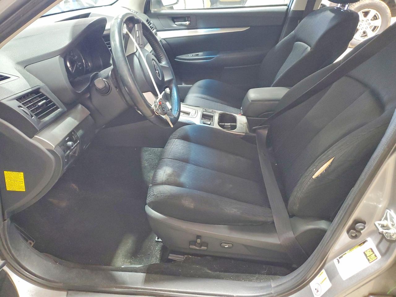 2011 Subaru Legacy 2.5I Premium - Фото 7