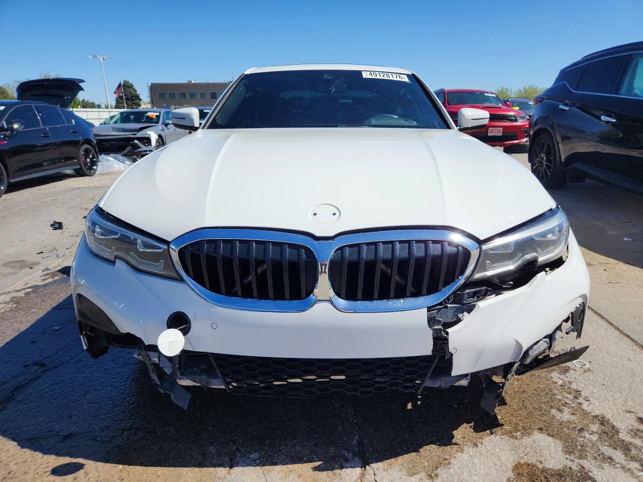 2019 BMW 330I - Фото 5