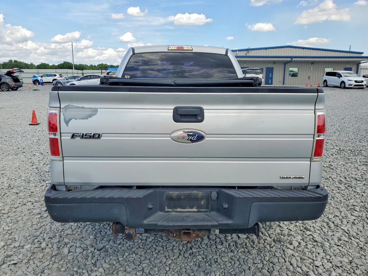 2012 Ford F150 - Фото 6