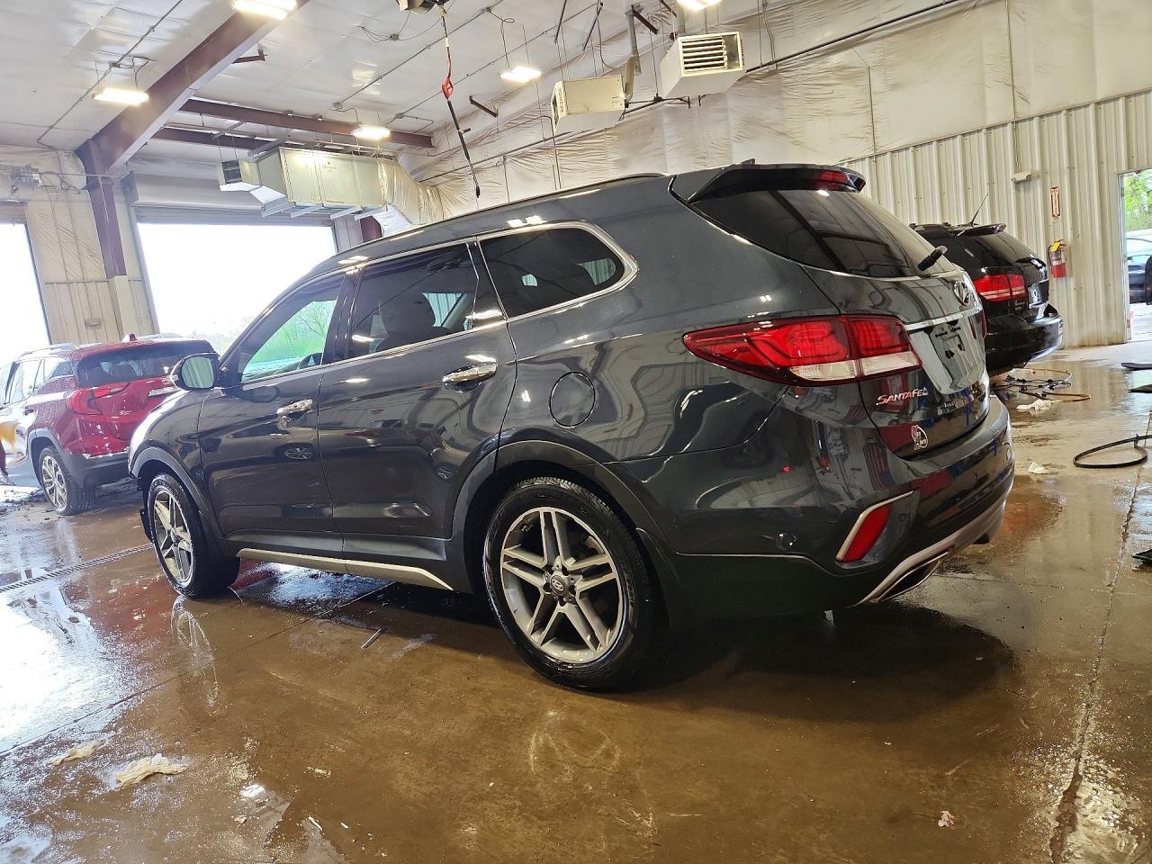 2017 Hyundai Santa Fe Limited Ultimate - Фото 2