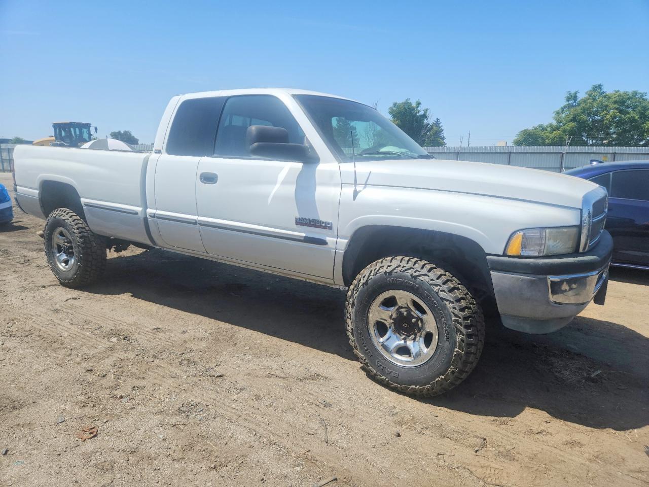 2001 Dodge Ram 2500 - Image 4