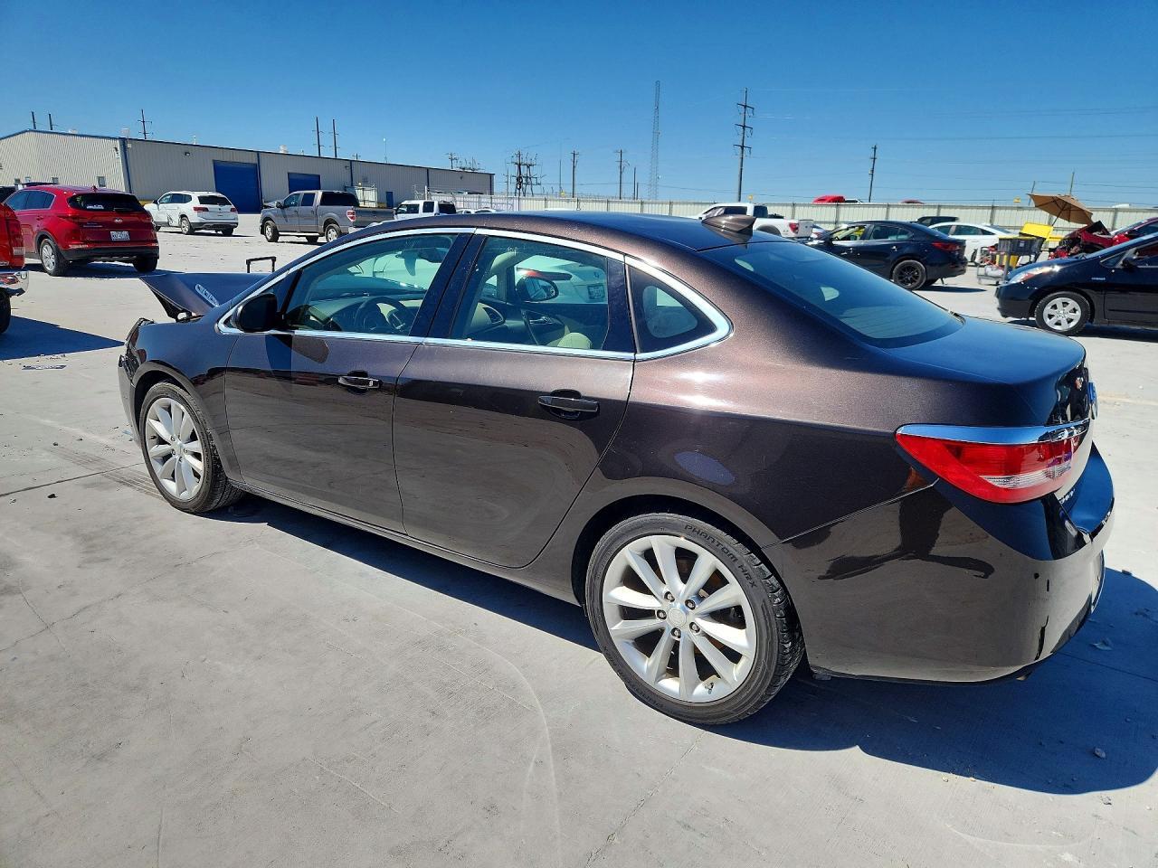 2015 Buick Verano - Фото 2